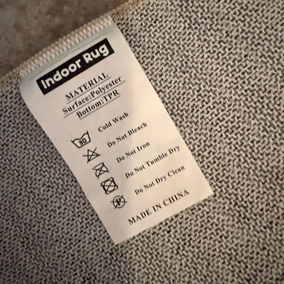 Round Floral Area Rug - Picture 5 of 7